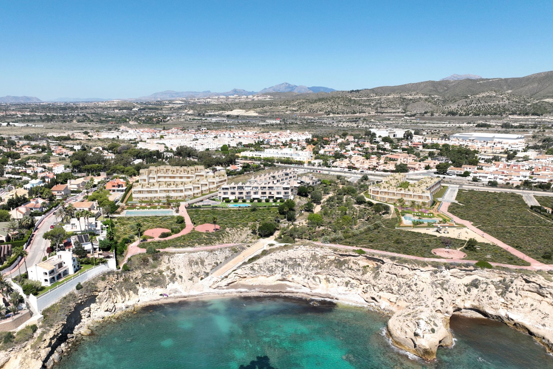 Neue Gebäude - Villa -
El Campello
