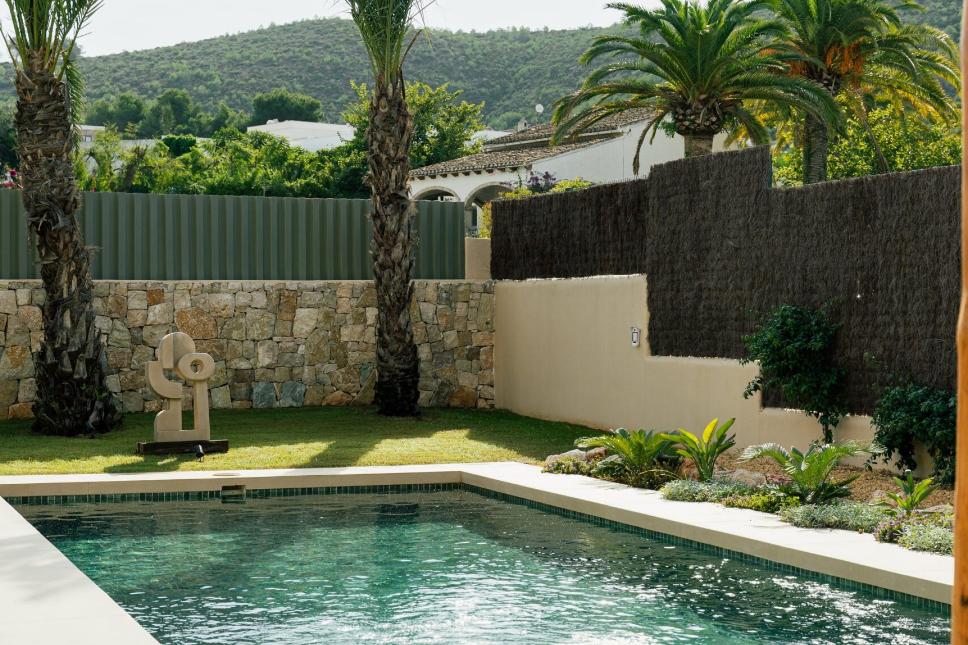 Neue Gebäude - Villa -
Jávea