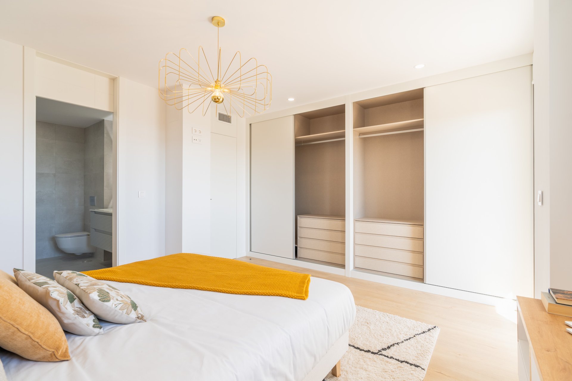 Neue Gebäude - Villa -
La Nucía