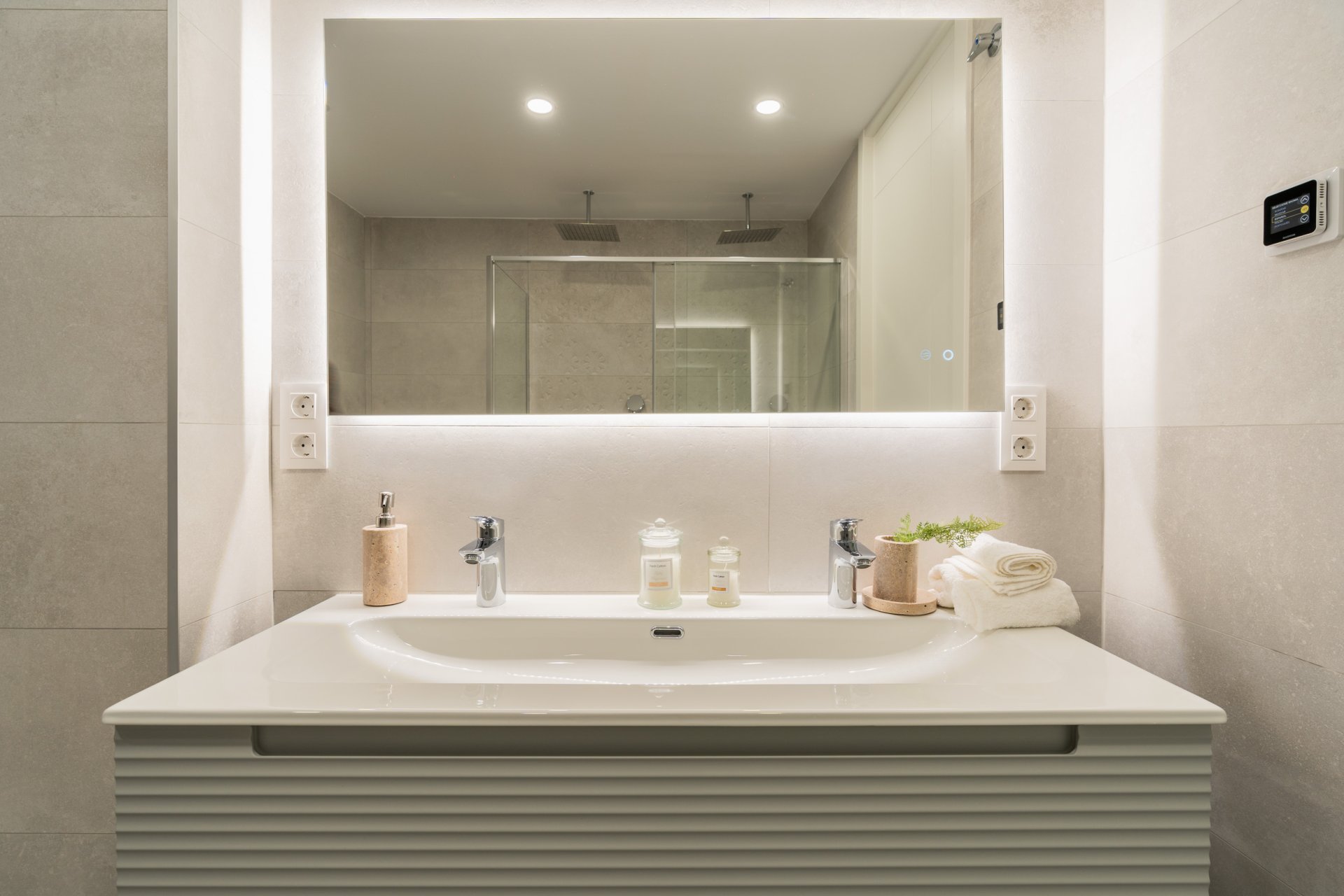 Neue Gebäude - Villa -
La Nucía