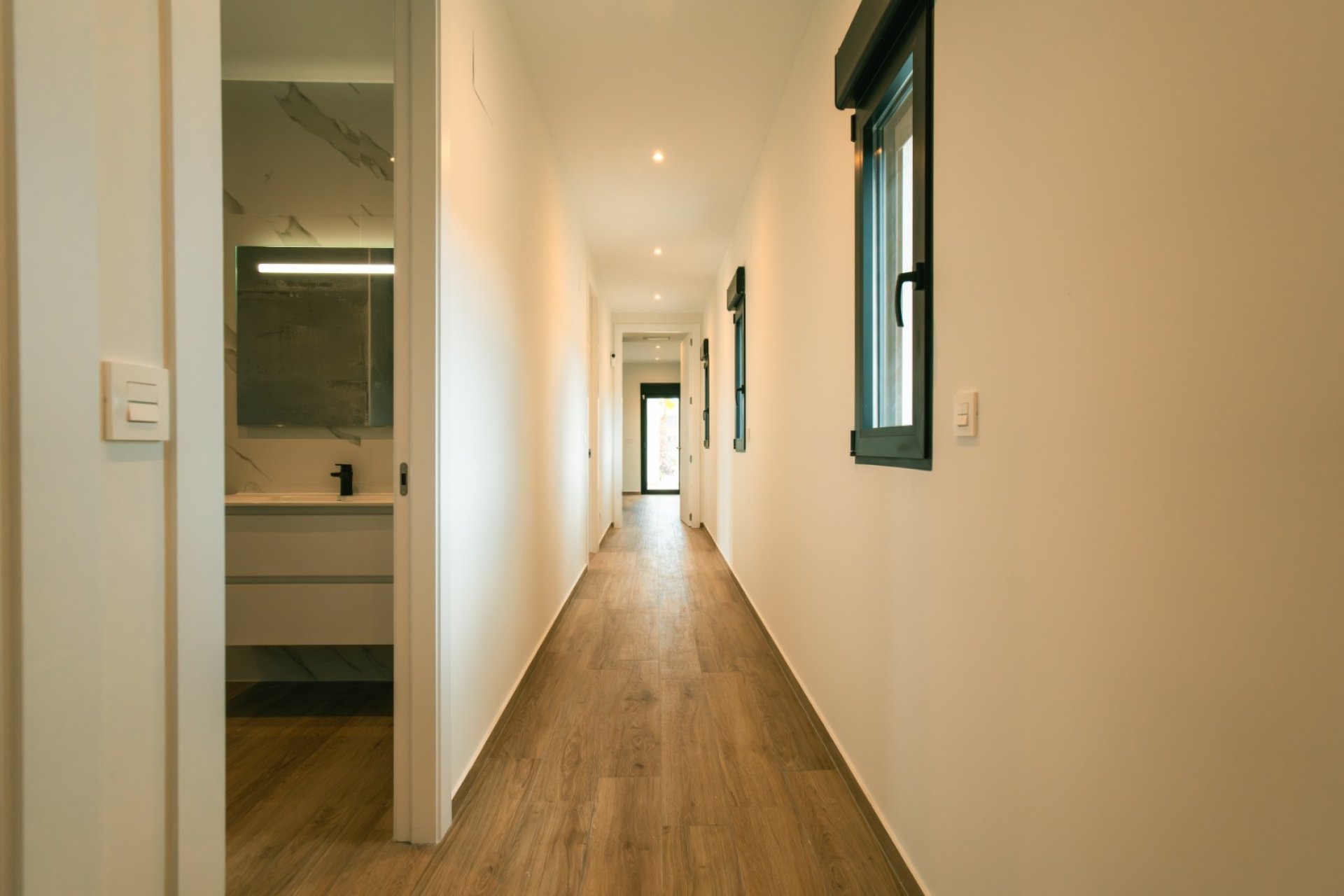 Neue Gebäude - Villa -
Pinoso