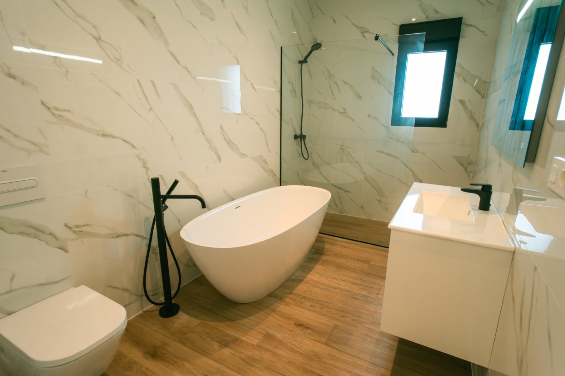 Neue Gebäude - Villa -
Pinoso