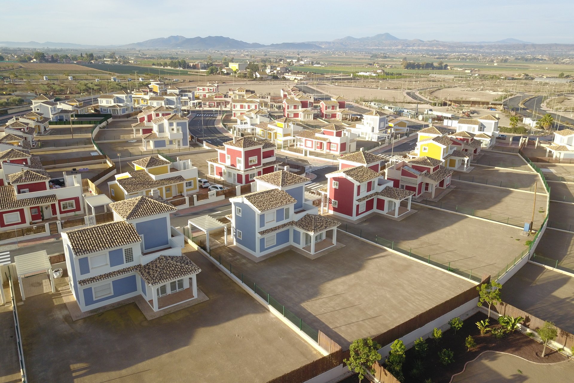 Neue Gebäude - Villa -
Purias