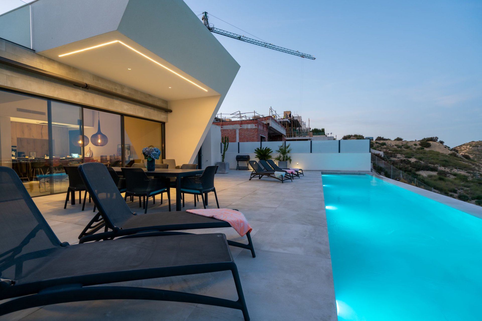 Neue Gebäude - Villa -
Rojales