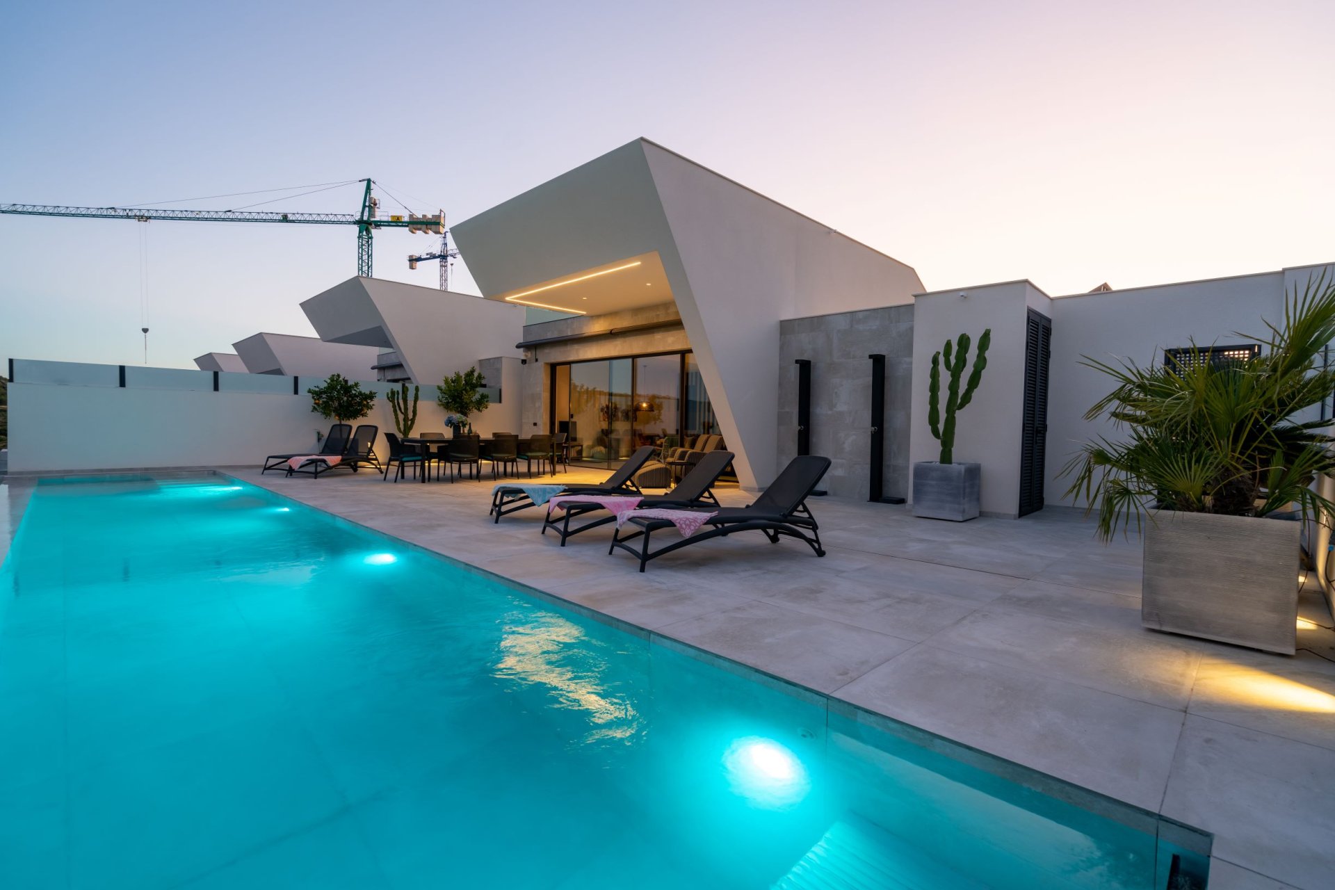 Neue Gebäude - Villa -
Rojales