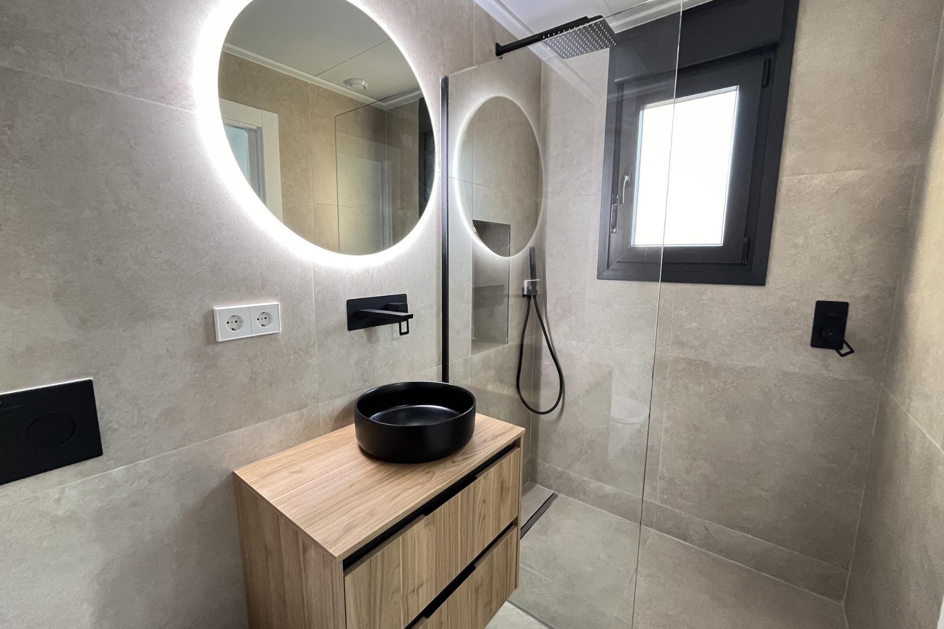 Neue Gebäude - Villa -
San Pedro del Pinatar