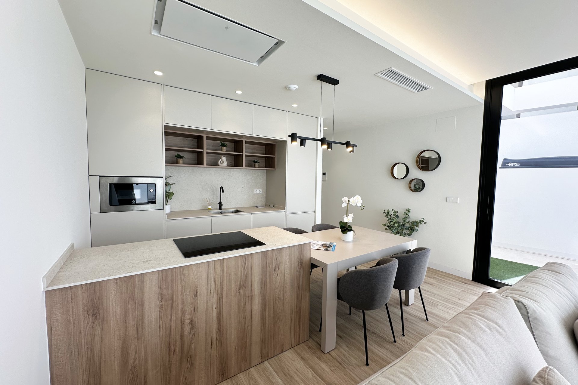 Neue Gebäude - Villa -
Torre de la Horadada