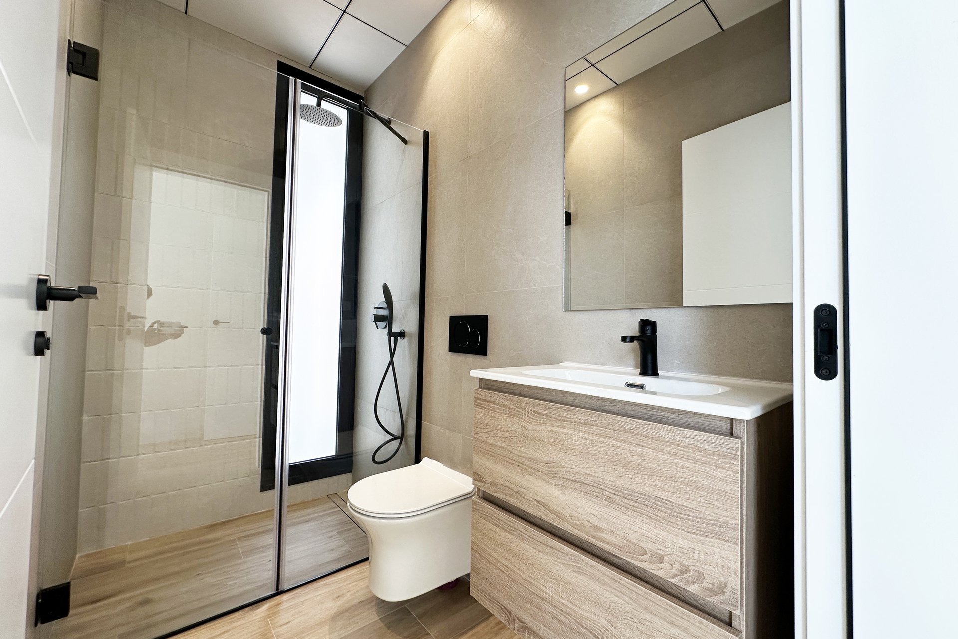 Neue Gebäude - Villa -
Torre de la Horadada