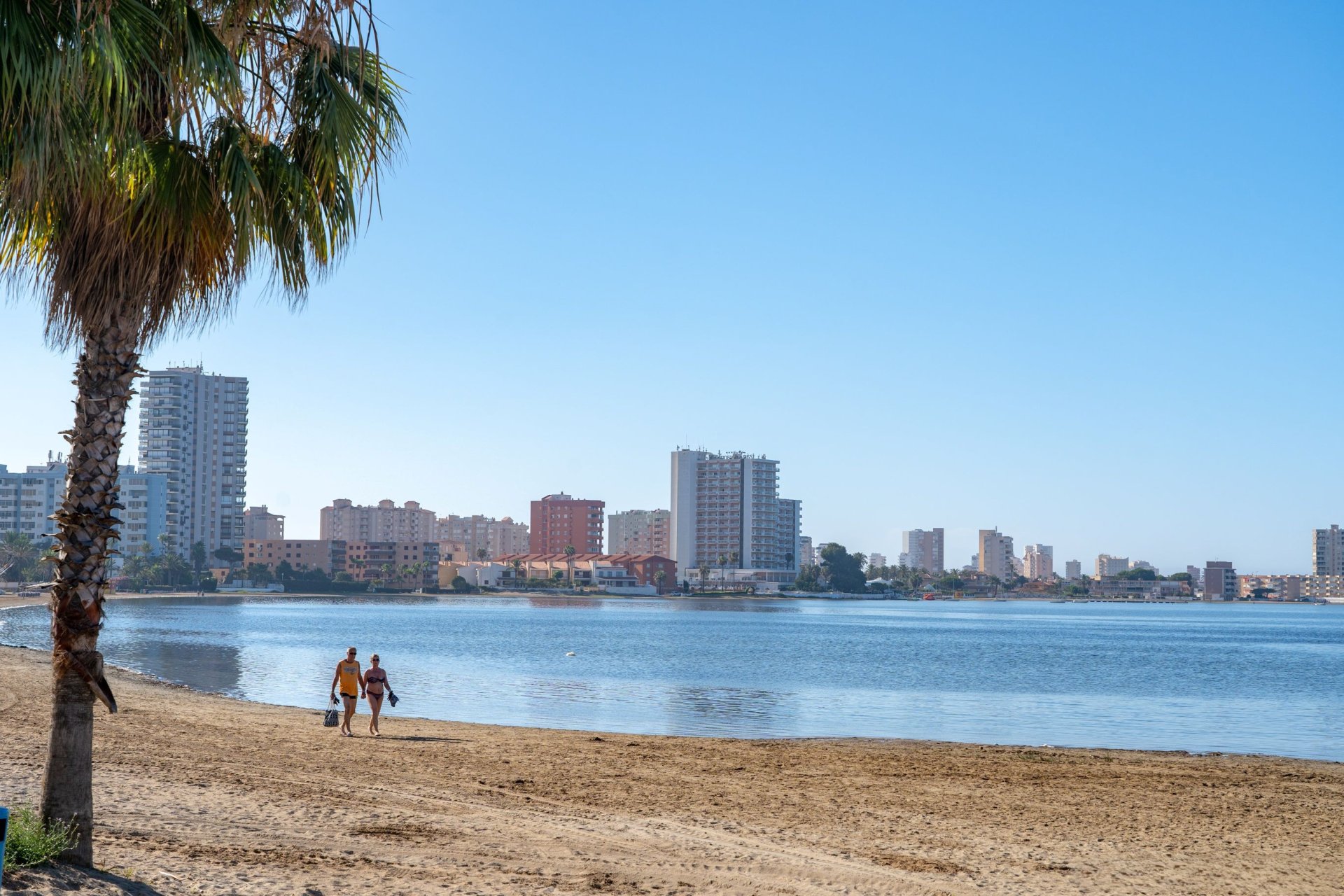 Neue Gebäude - Wohnung -
La Manga Club - La Manga Del Mar Menor