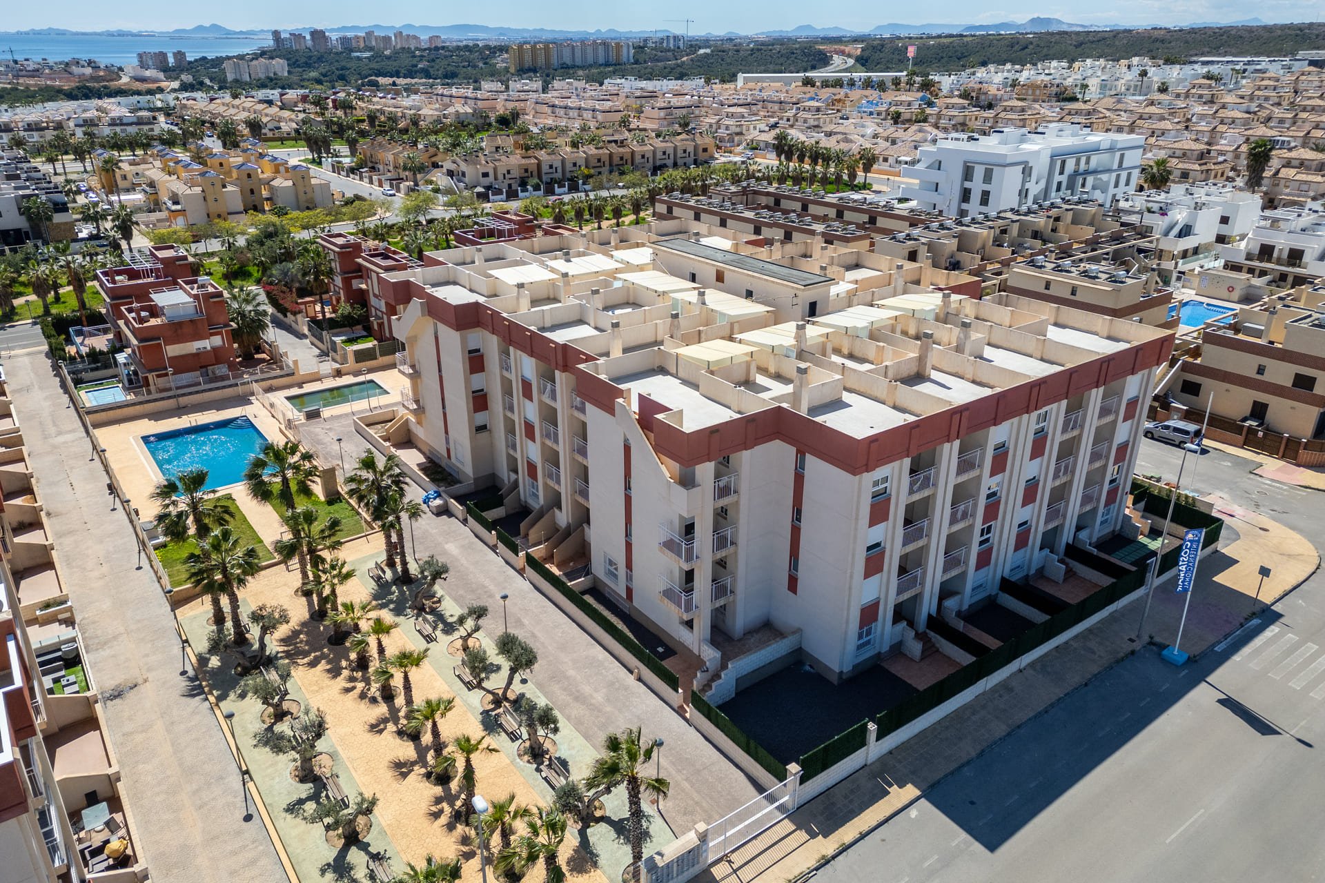 Neue Gebäude - Wohnung -
Lomas de Cabo Roig