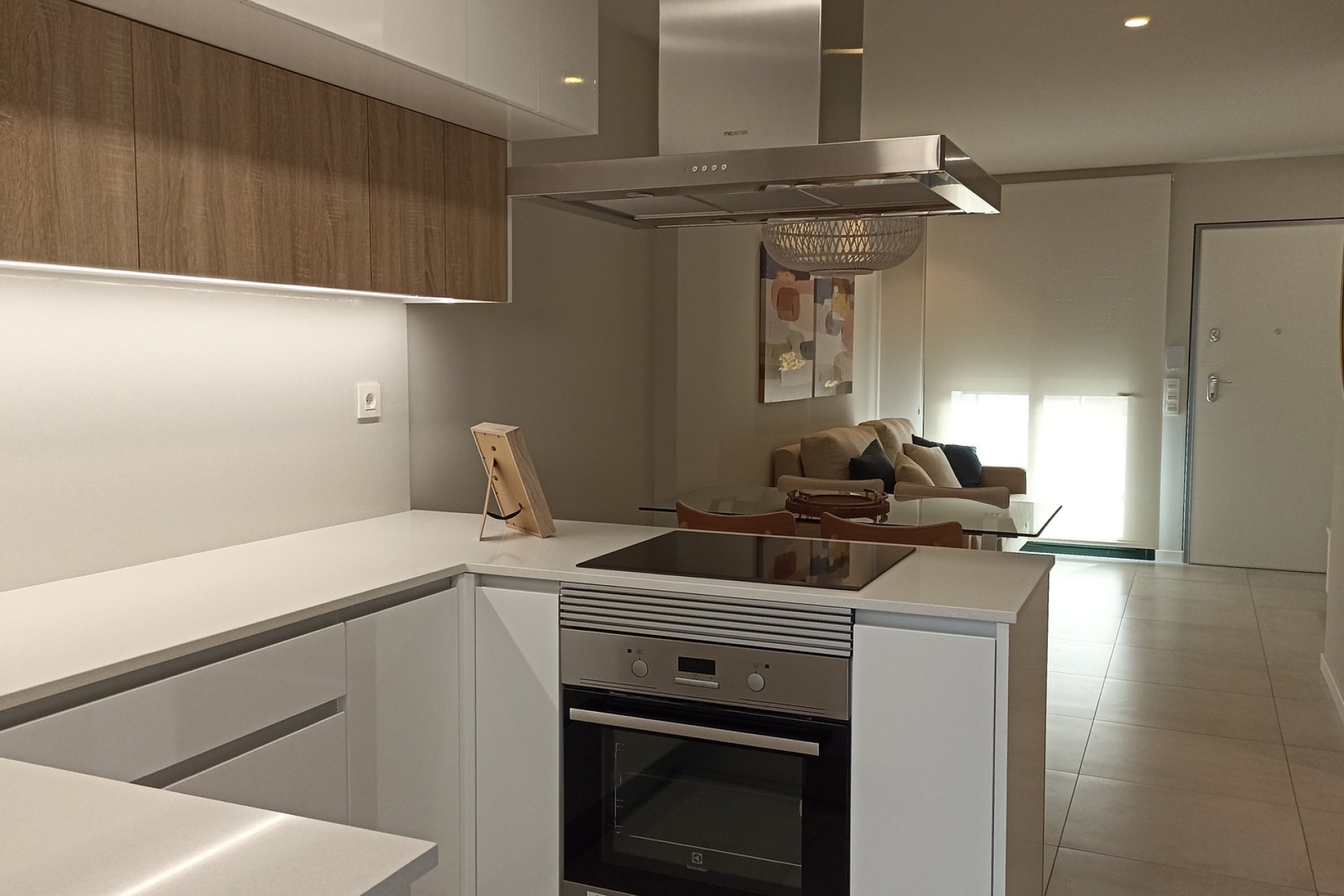 Neue Gebäude - Wohnung -
Mil Palmeras
