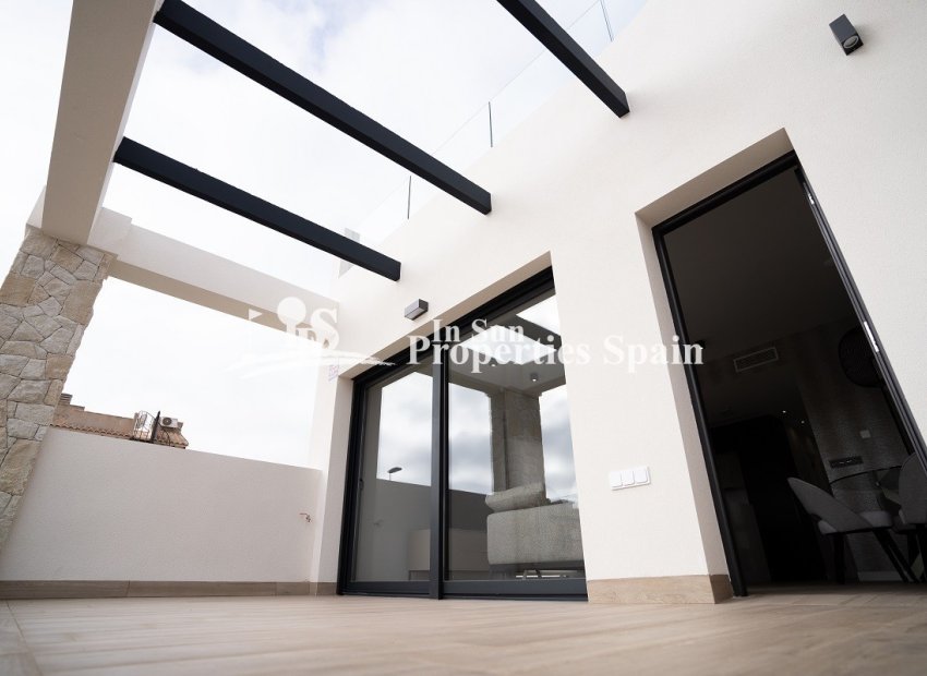 Neue Gebäude - Wohnung -
Pilar de la Horadada