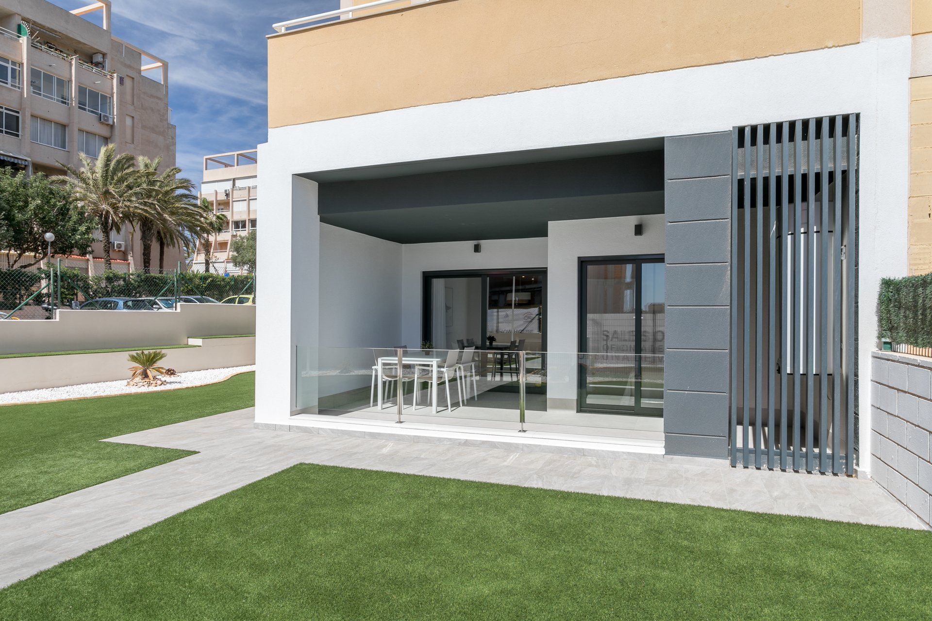 Neue Gebäude - Wohnung -
Torrevieja - La Mata