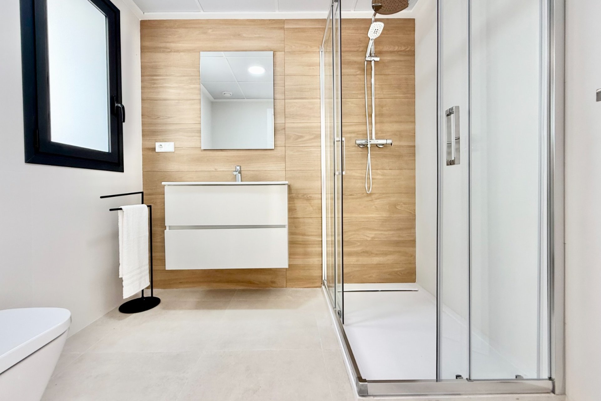 New Build - Apartment -
Cox