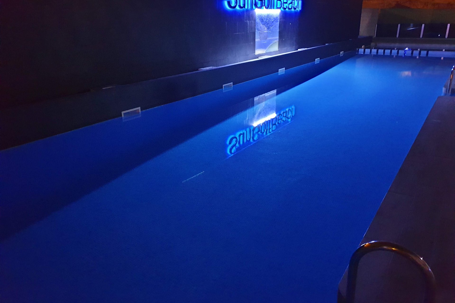 New Build - Penthouse -
Res. Las Filipinas