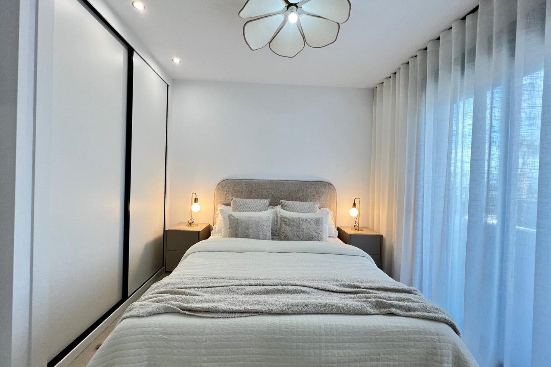 New Build - Townhouse -
Benferri