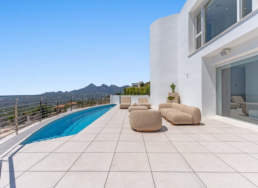 New Build - Villa -
Altea