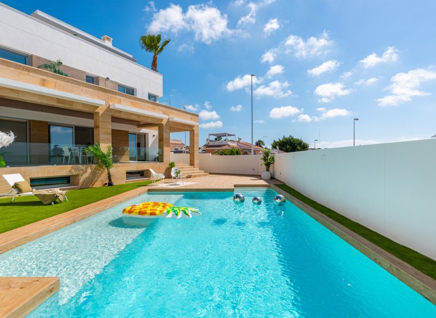 New Build - Villa -
Ciudad Quesada