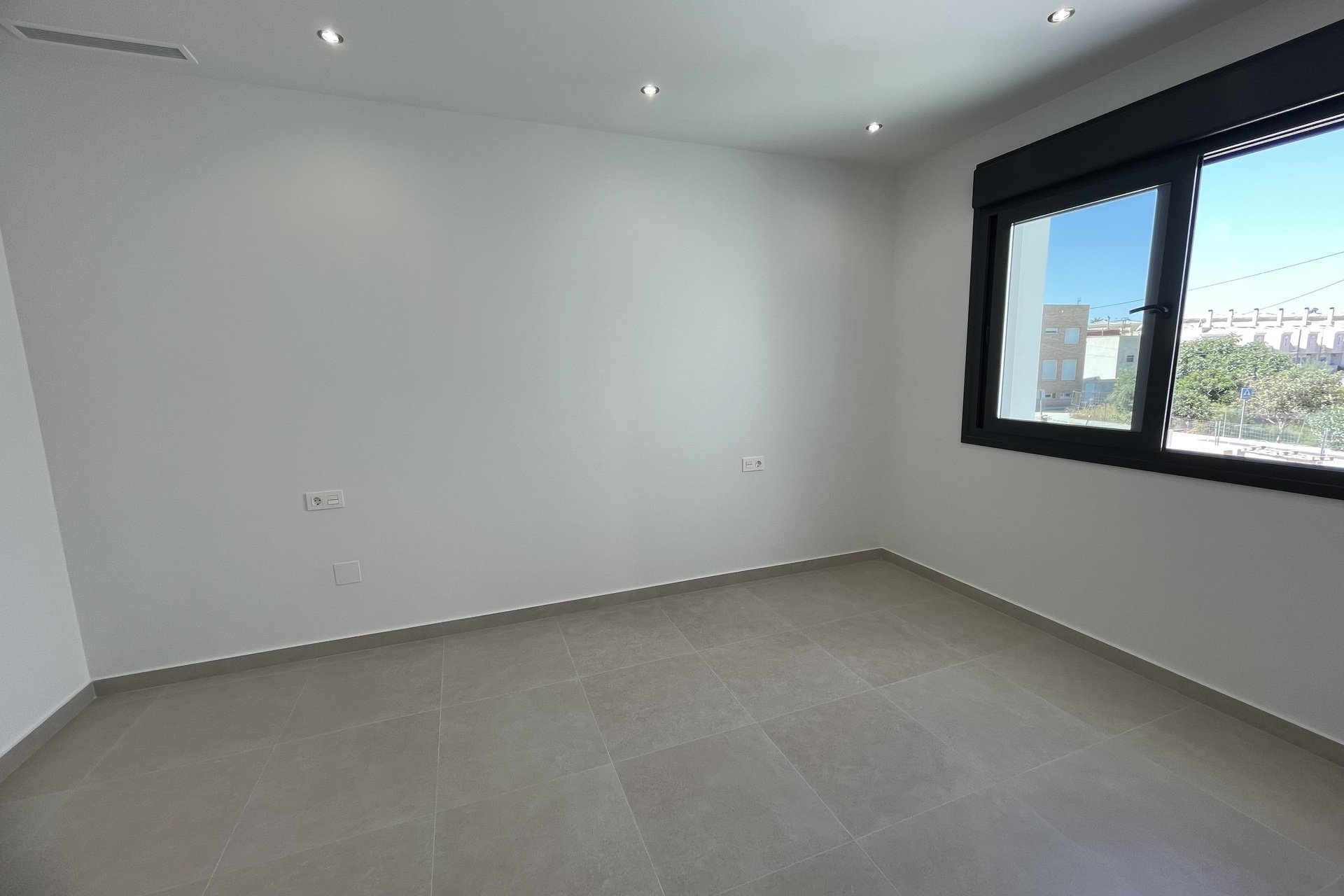 New Build - Villa -
Heredades