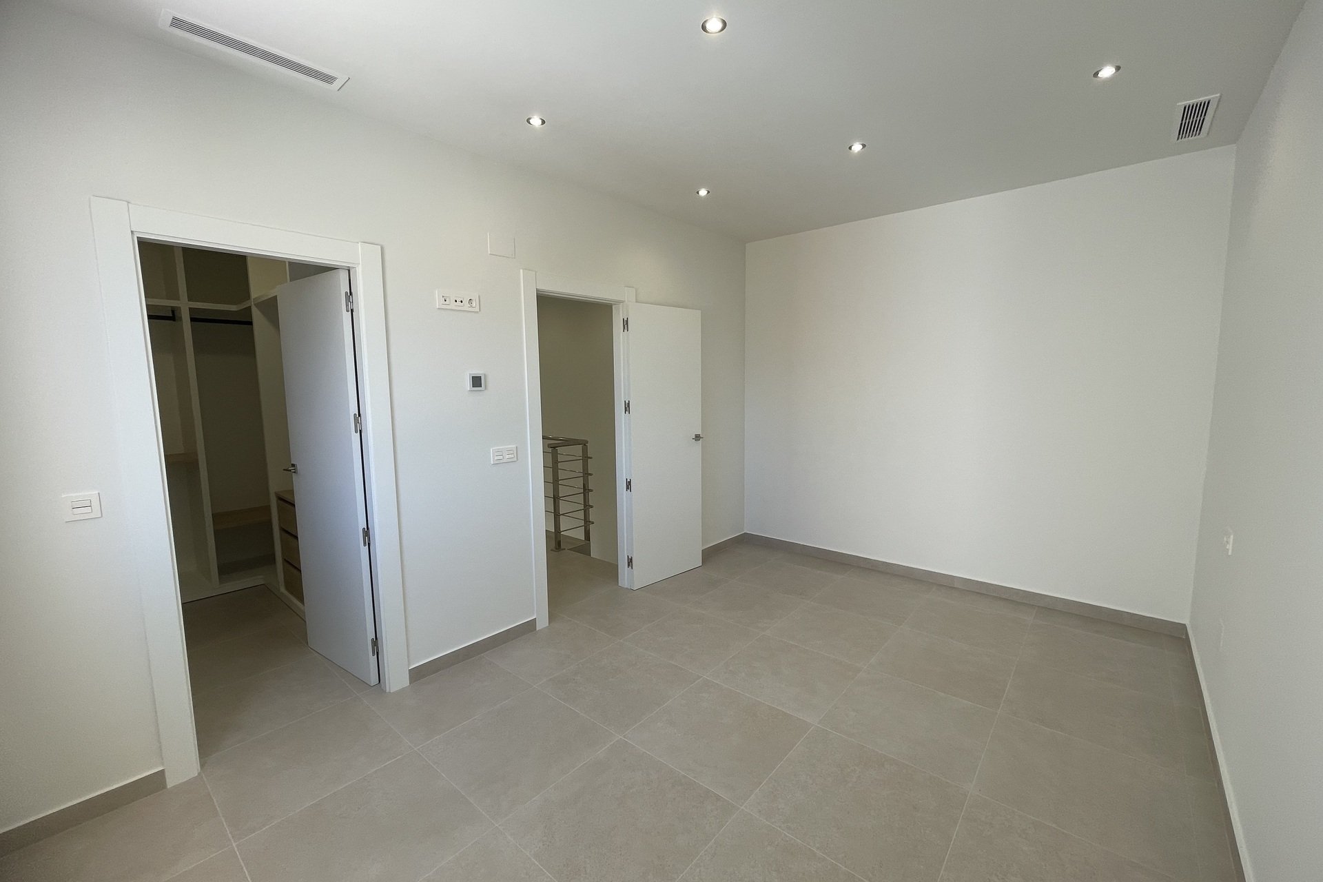 New Build - Villa -
Heredades