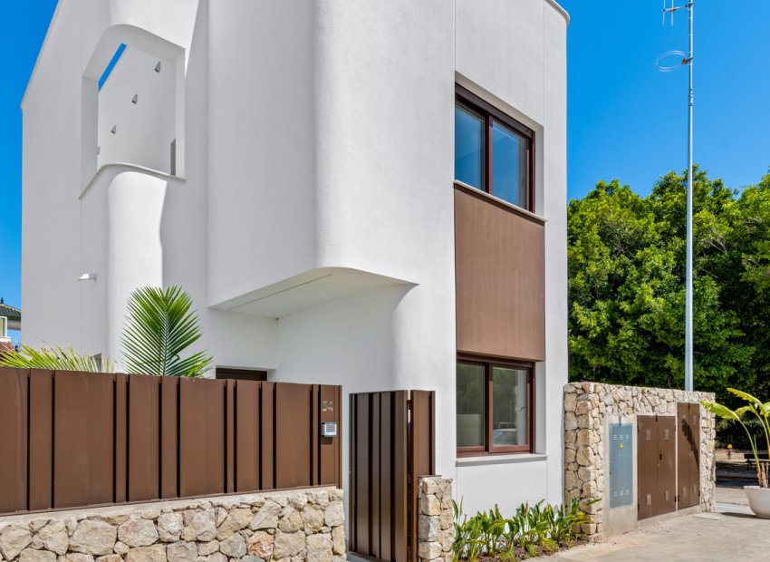 New Build - Villa -
Mil Palmeras