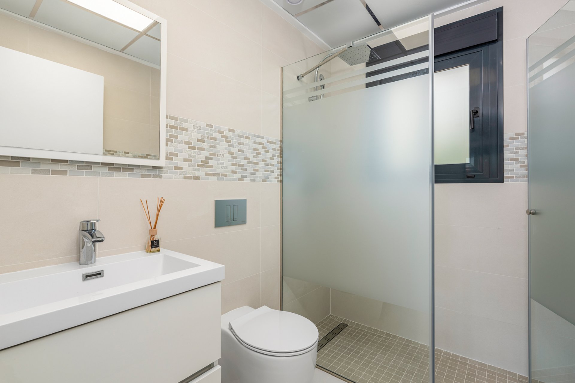 New Build - Villa -
Playa Paraiso