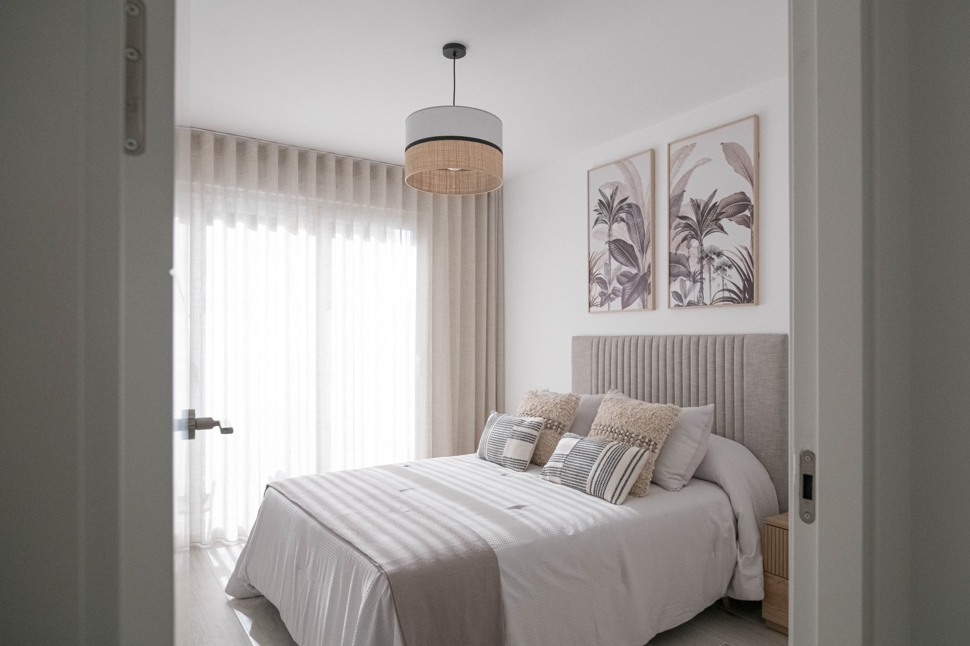 Nieuwbouw Woningen - Herenhuis -
Jerónimo y Avileses