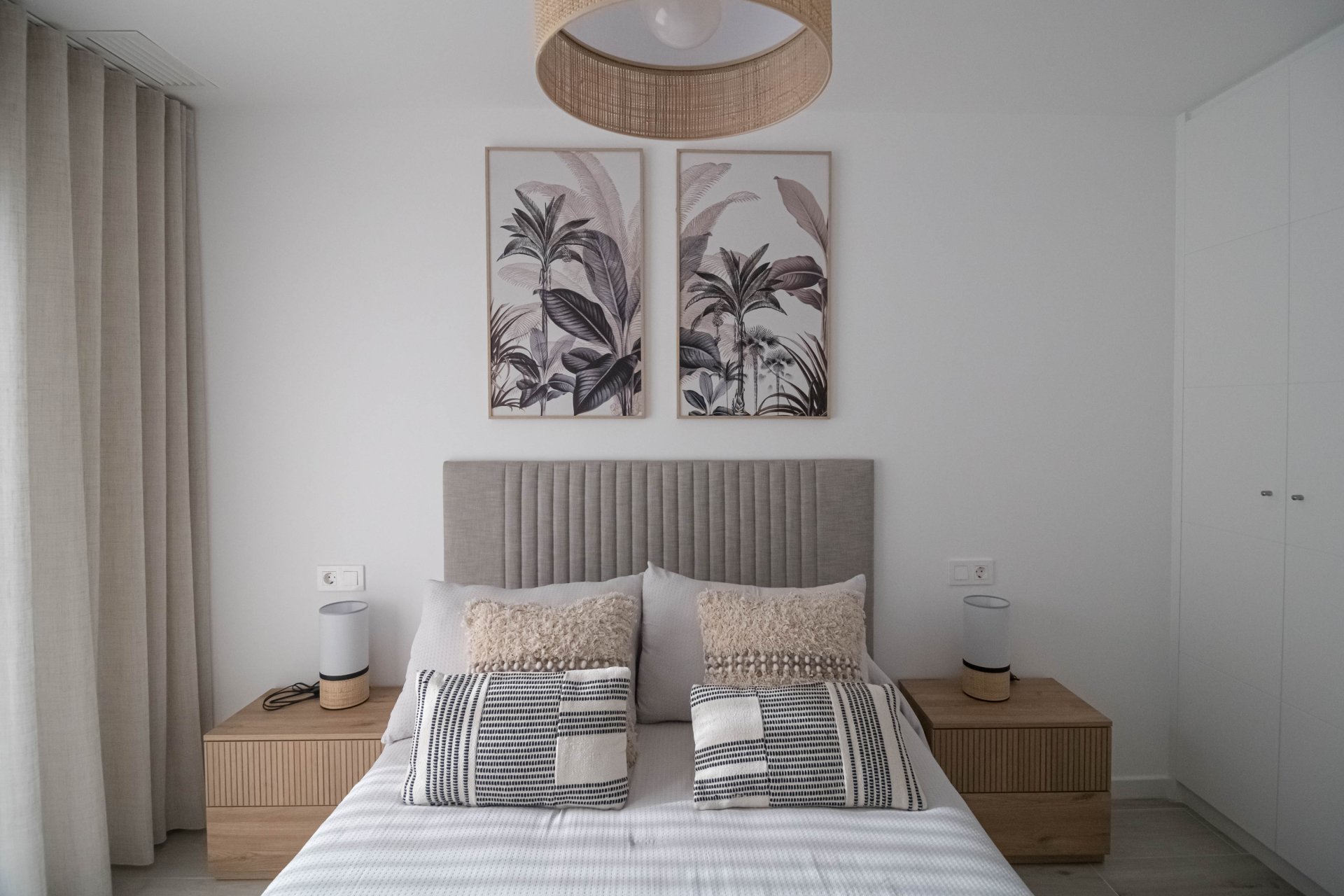 Nieuwbouw Woningen - Herenhuis -
Jerónimo y Avileses