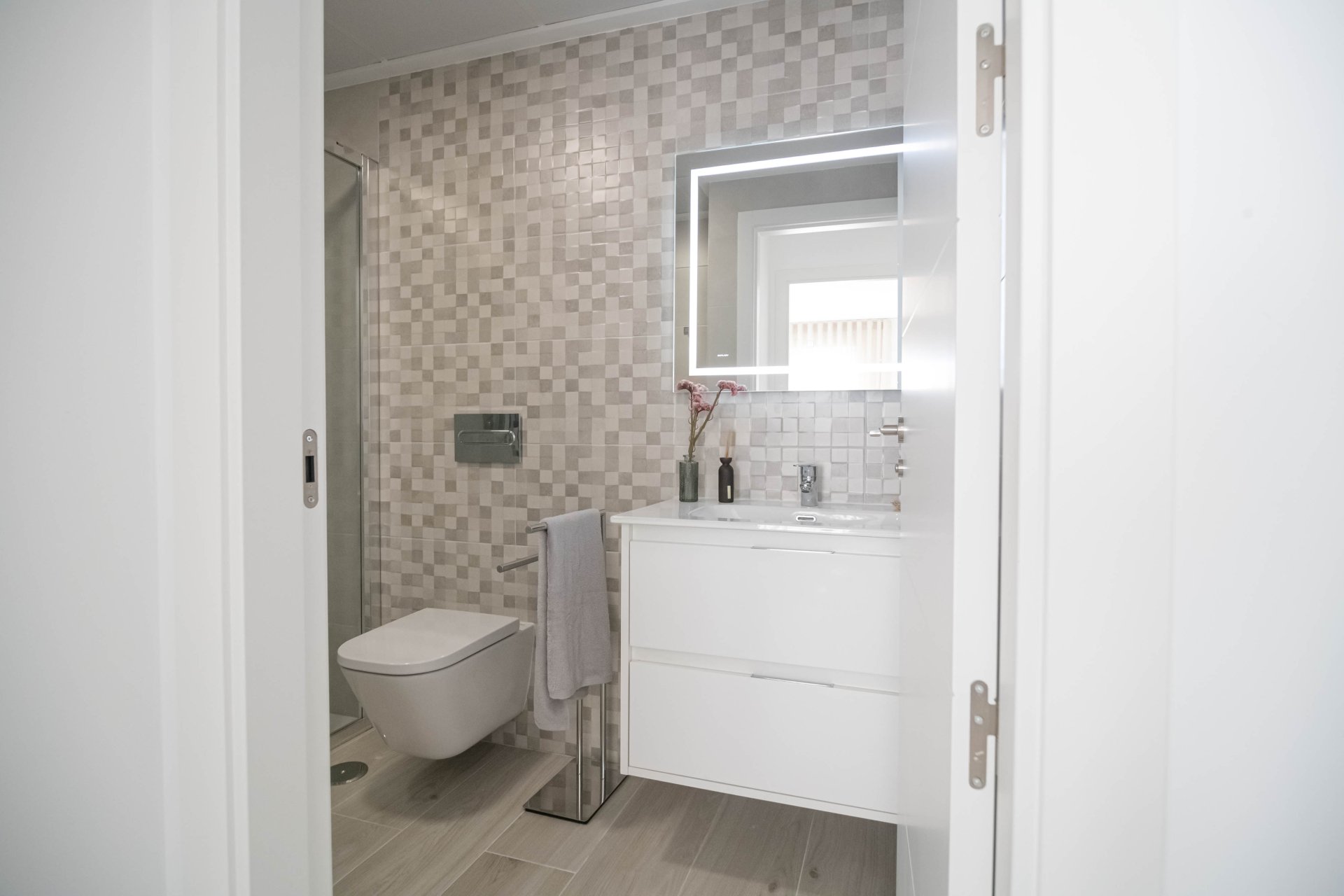 Nieuwbouw Woningen - Herenhuis -
Jerónimo y Avileses