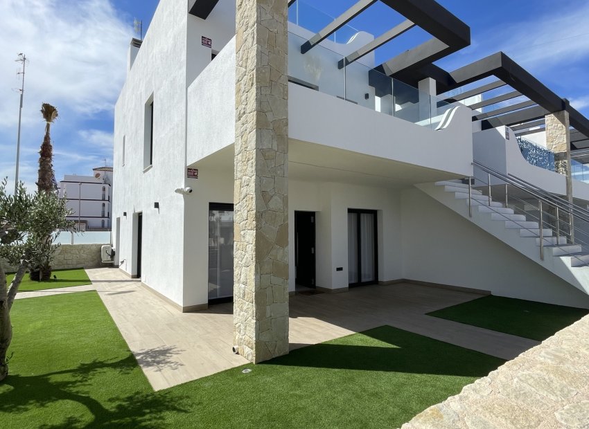 Nieuwbouw Woningen - Herenhuis -
Torrevieja