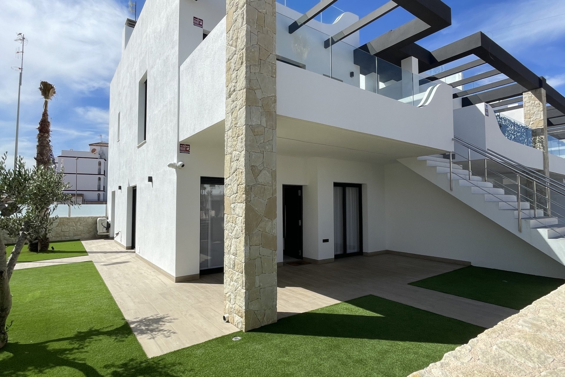 Nieuwbouw Woningen - Herenhuis -
Torrevieja