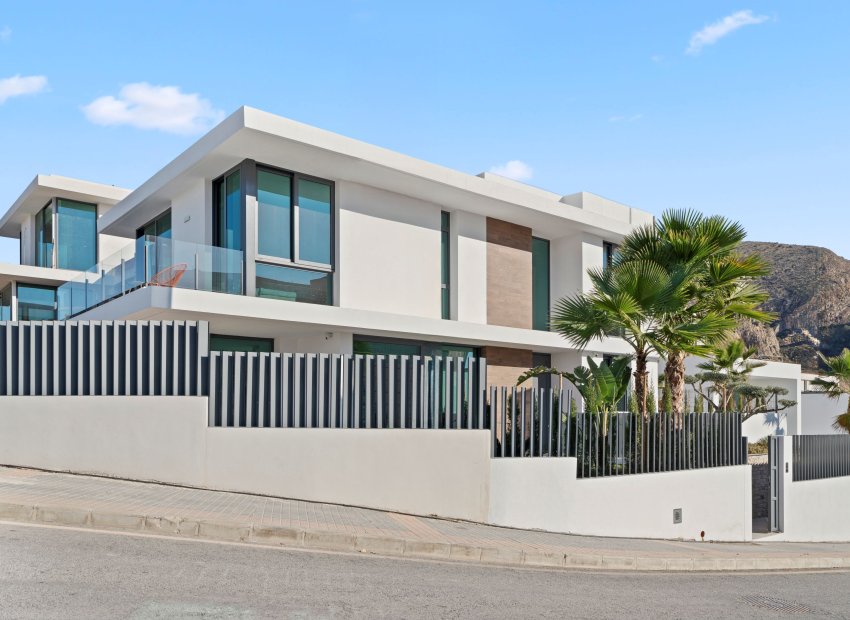 Nieuwbouw Woningen - Villa -
Benidorm