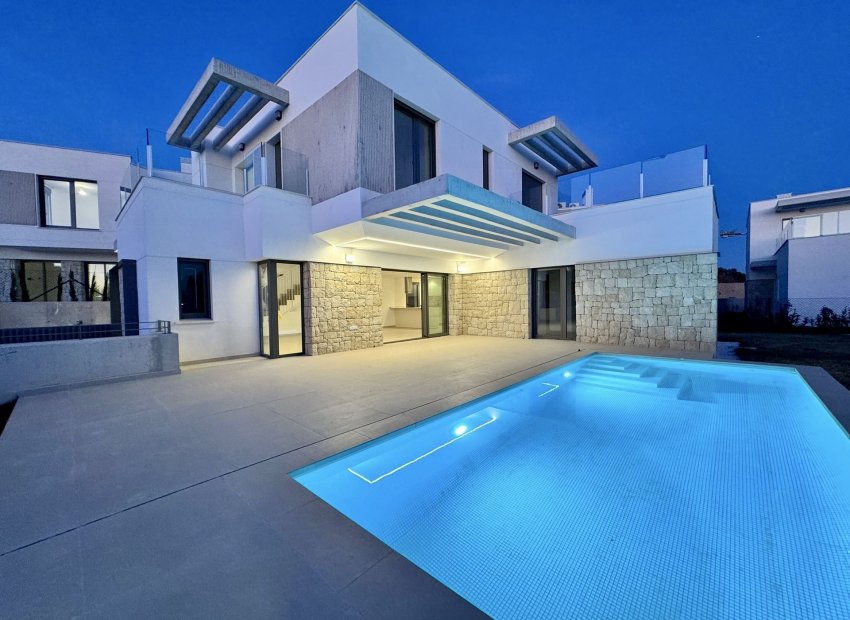 Nieuwbouw Woningen - Villa -
Finestrat