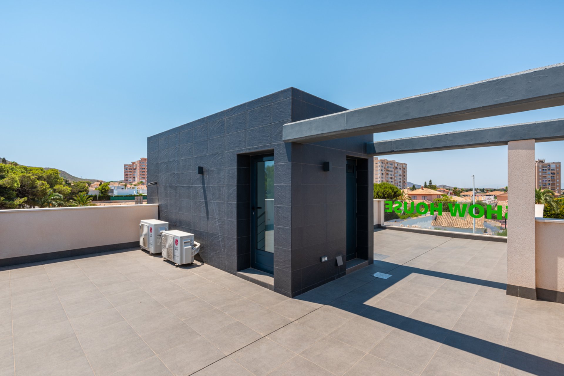 Nouvelle construction - Maison de ville -
Playa Paraiso