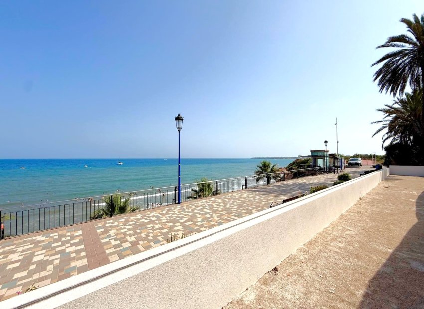 Nouvelle construction - Villa -
Orihuela Costa - Punta Prima
