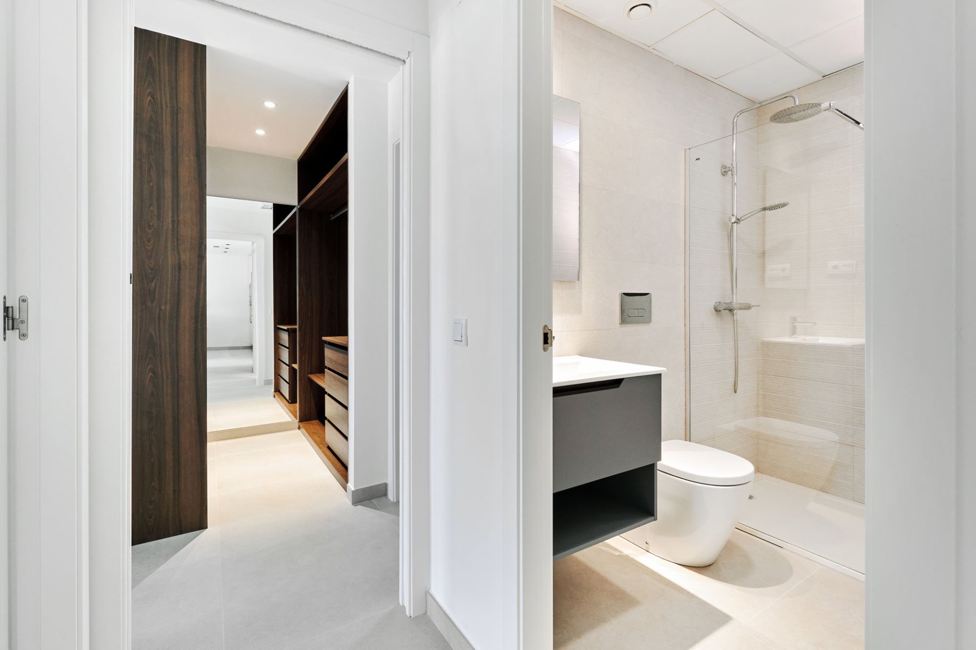 Nybyggnation - Bungalow -
Torrevieja