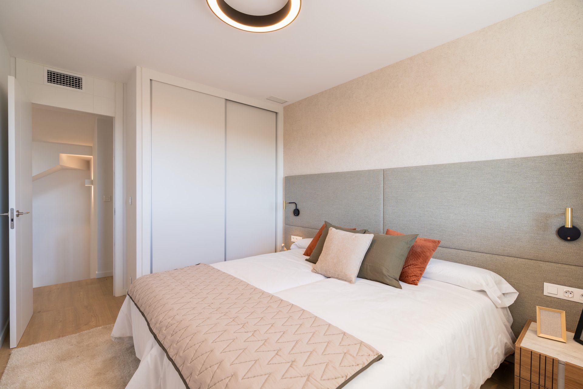 Nybyggnation - Radhus -
La Nucía