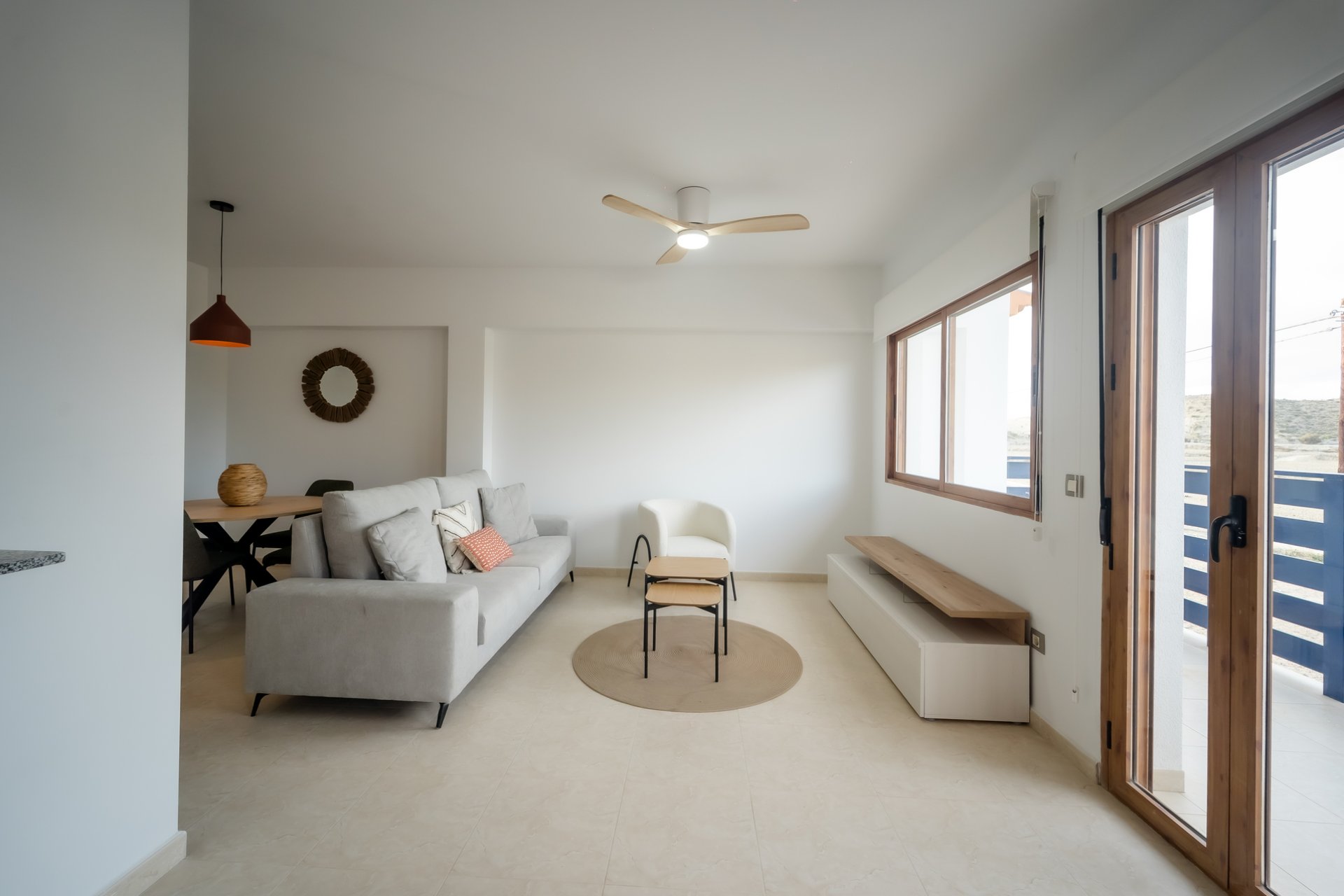 Nybyggnation - Takvåning -
Herrerías