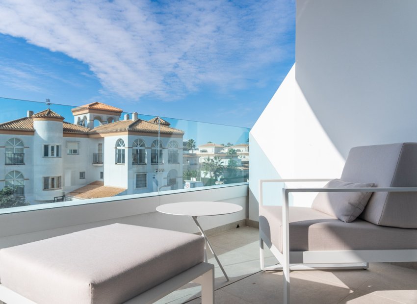 Nybyggnation - Takvåning -
Playa Flamenca