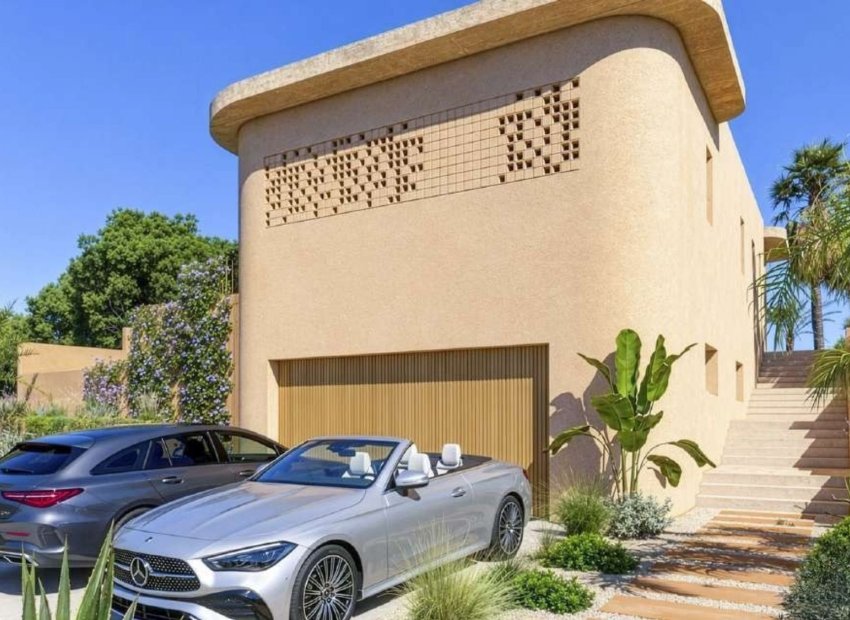 Nybyggnation - Villa -
La Marina