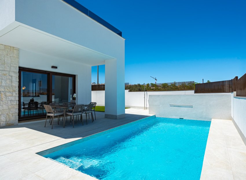 Nybyggnation - Villa -
Vistabella