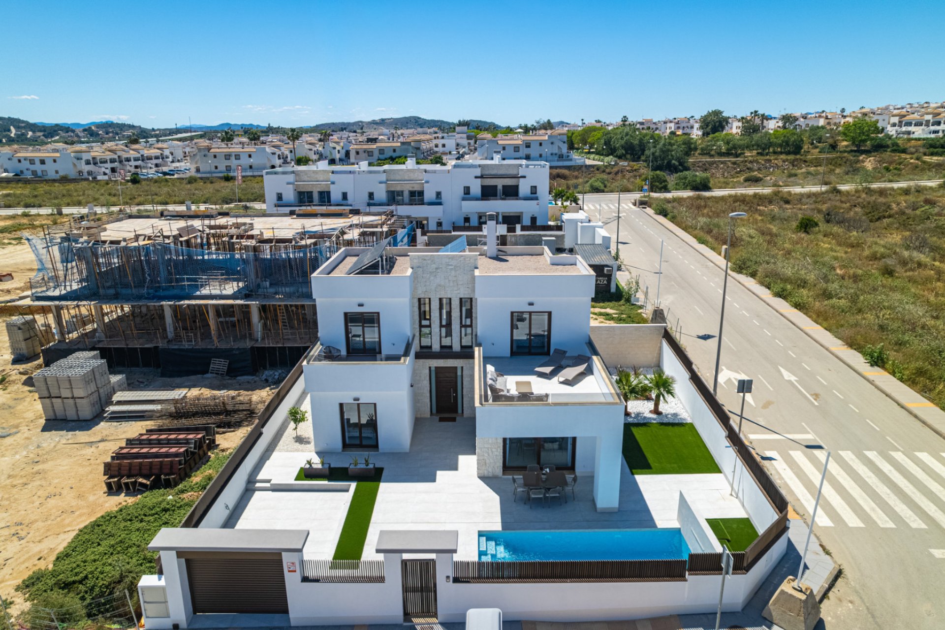 Nybyggnation - Villa -
Vistabella
