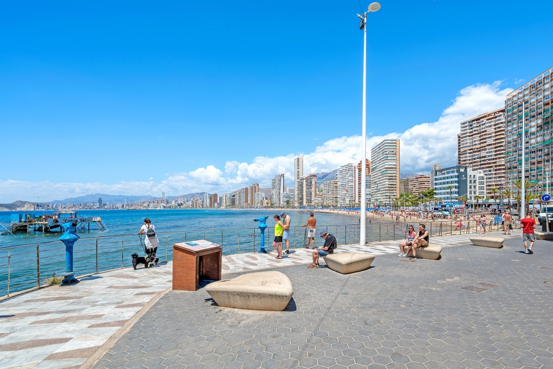Resale - Apartment -
Benidorm* - Levante*