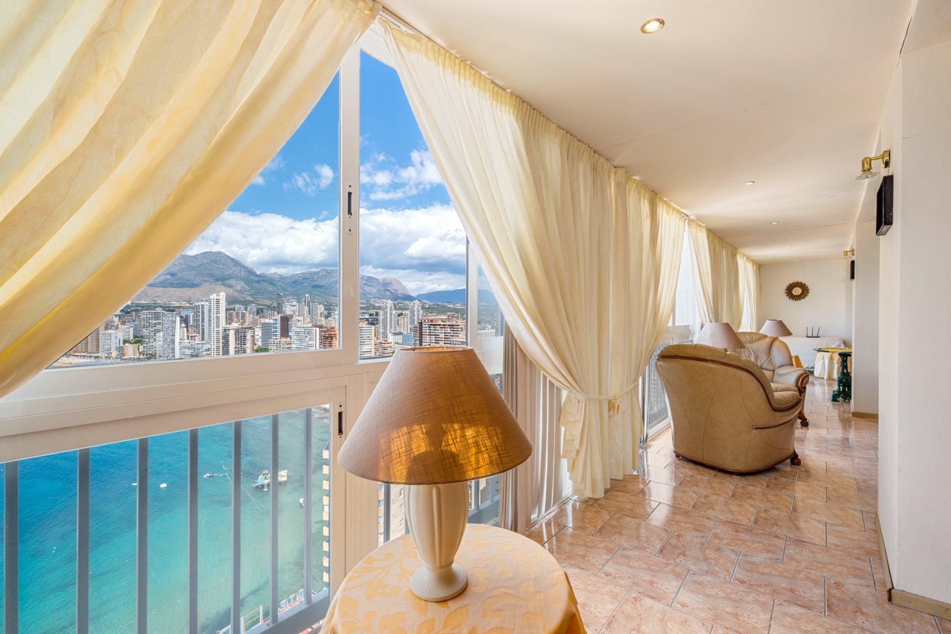 Resale - Apartment -
Benidorm* - Levante*