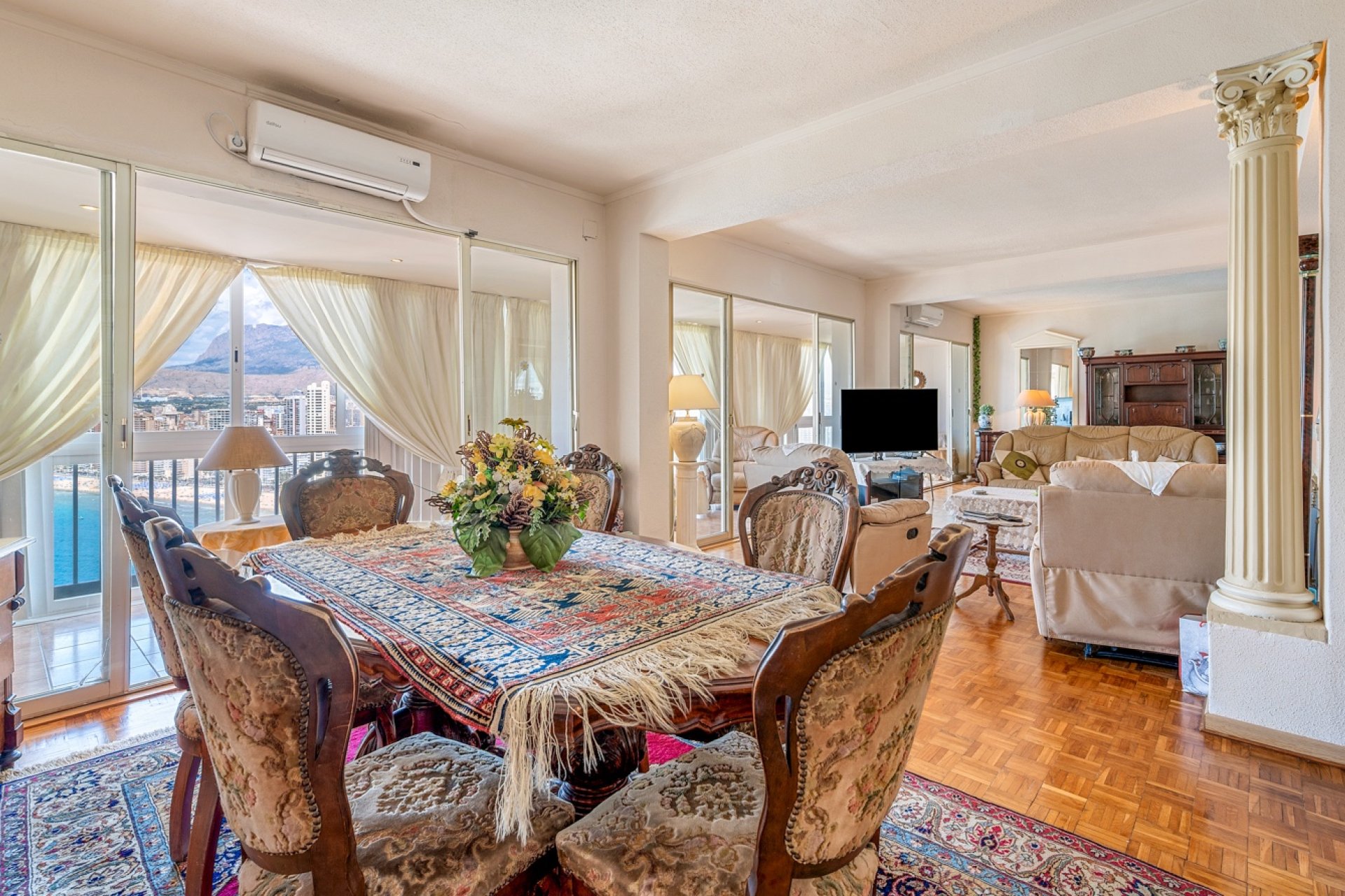 Resale - Apartment -
Benidorm* - Levante*