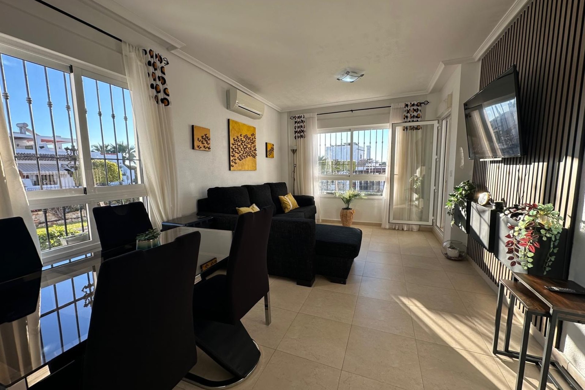 Resale - Apartment -
Campoamor
