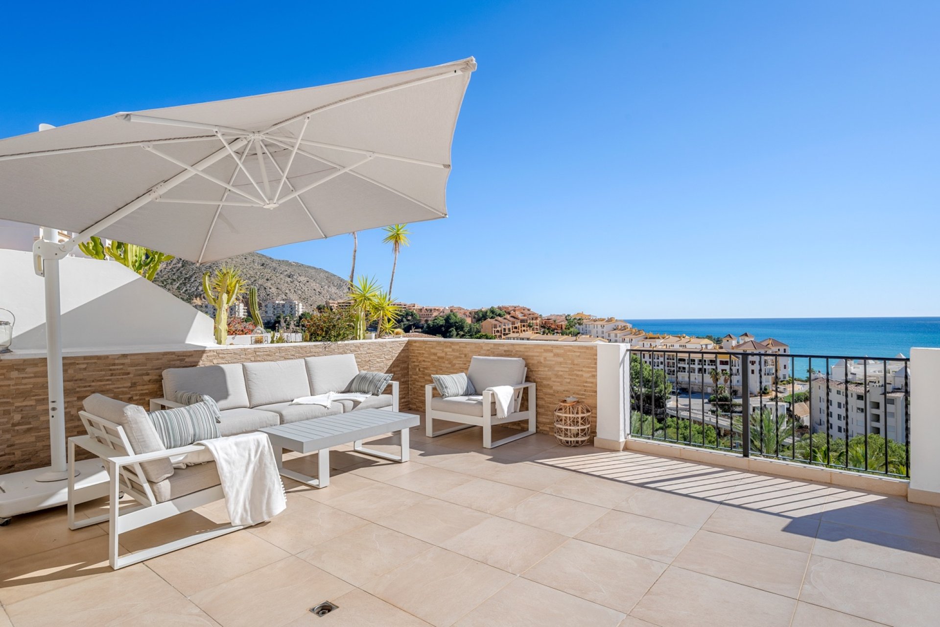 Resale - Apartment / Flat * -
Altea* - Mascarat*