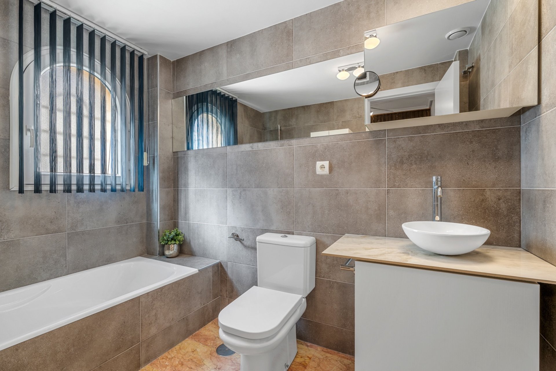 Resale - Apartment / Flat * -
Altea* - Mascarat*