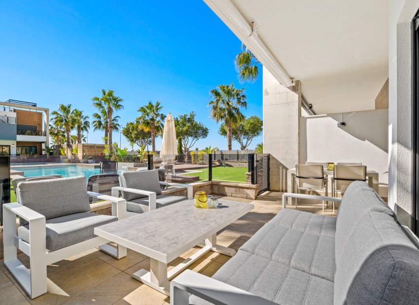 Resale - Apartment / Flat * -
Guardamar del Segura* - El Raso*