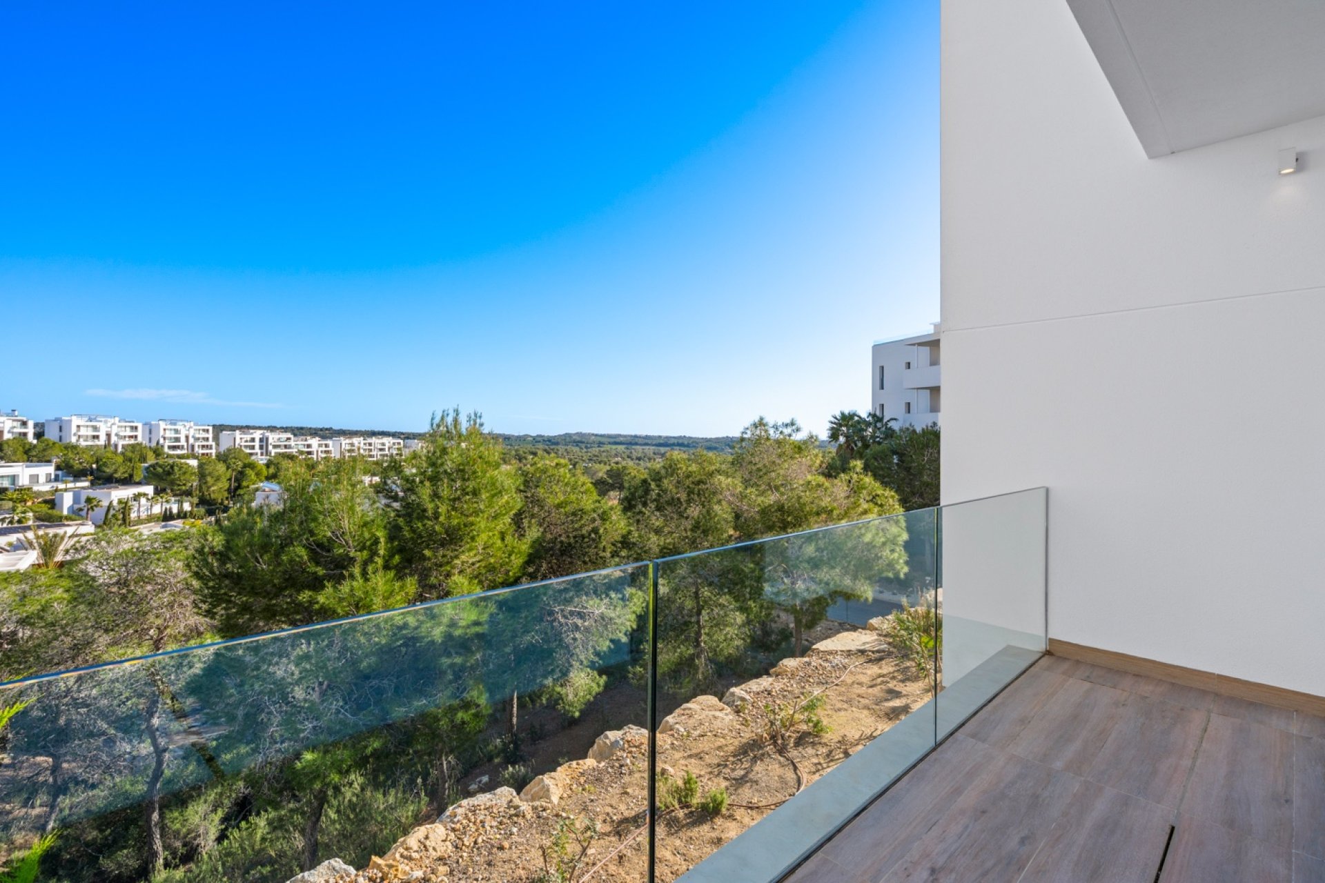 Resale - Apartment -
Las Colinas Golf